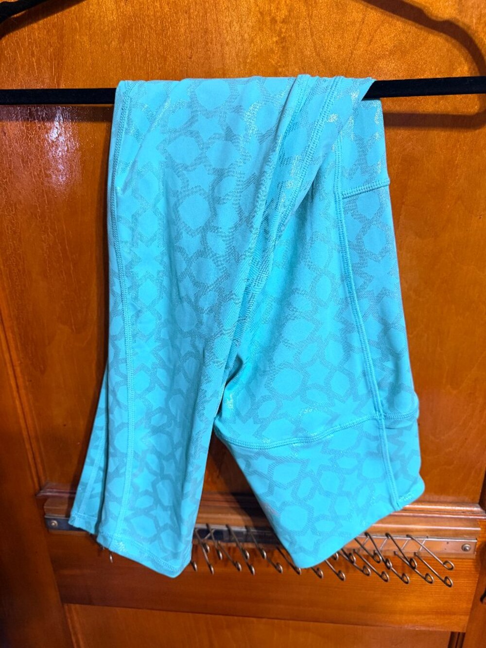 Arabian Nights Crowned Athletics Leggings